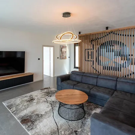 New Luxury Bogi In - By Istrabook Villa *