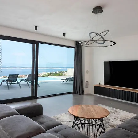 Villa New Luxury Bogi In - By Istrabook
