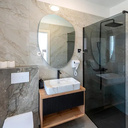 Villa New Luxury Bogi In - By Istrabook
